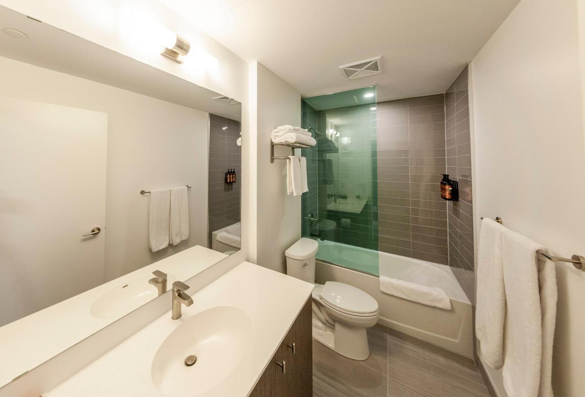 The Laundry Rooms Station Park Kitchener Eksteriør bilde